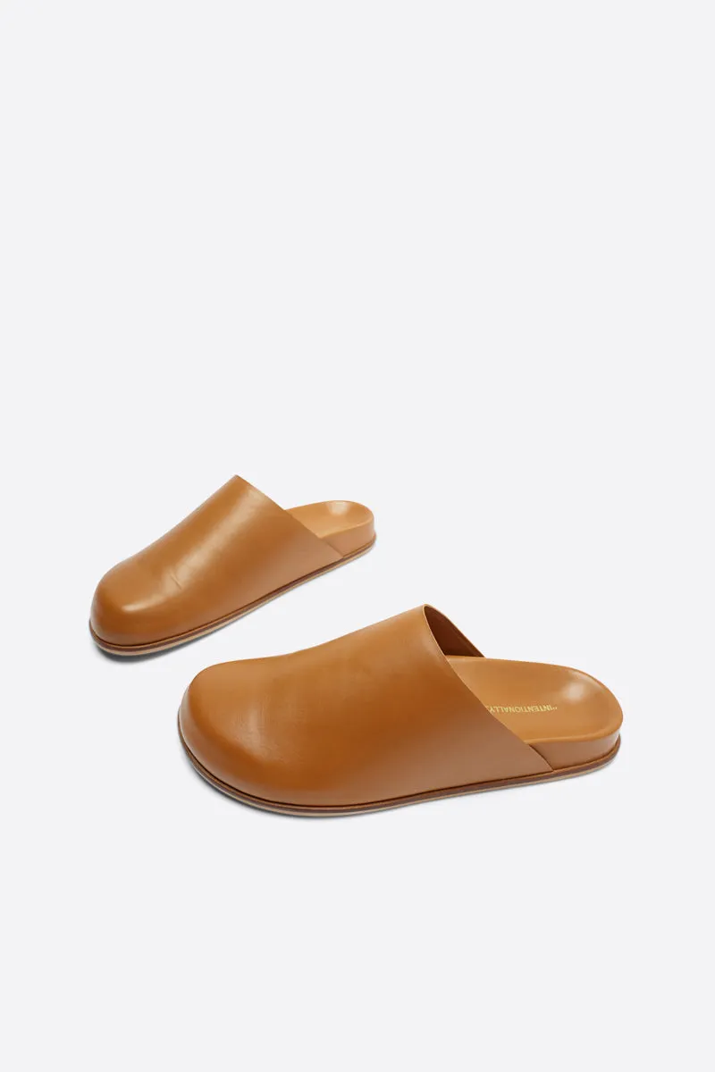 AGATHA SLIP ON NATURAL SOLE MULE