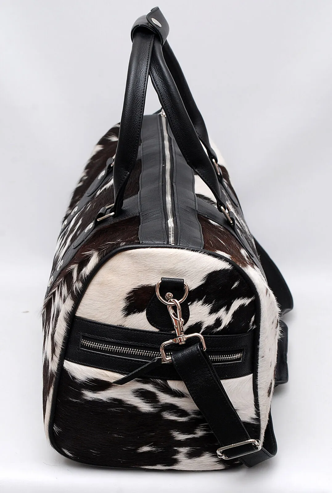 Cowhide Duffle Bag With Rivets Black White