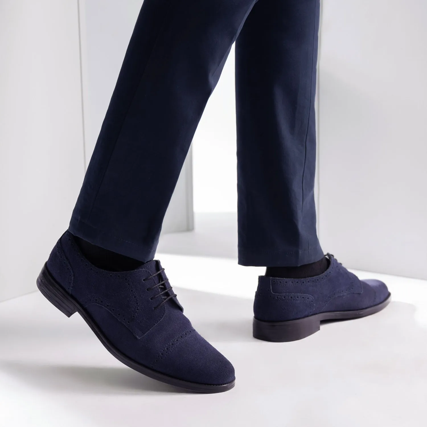 Dirk Brogues Derby Blue Suede Leather Shoes - StudGuard