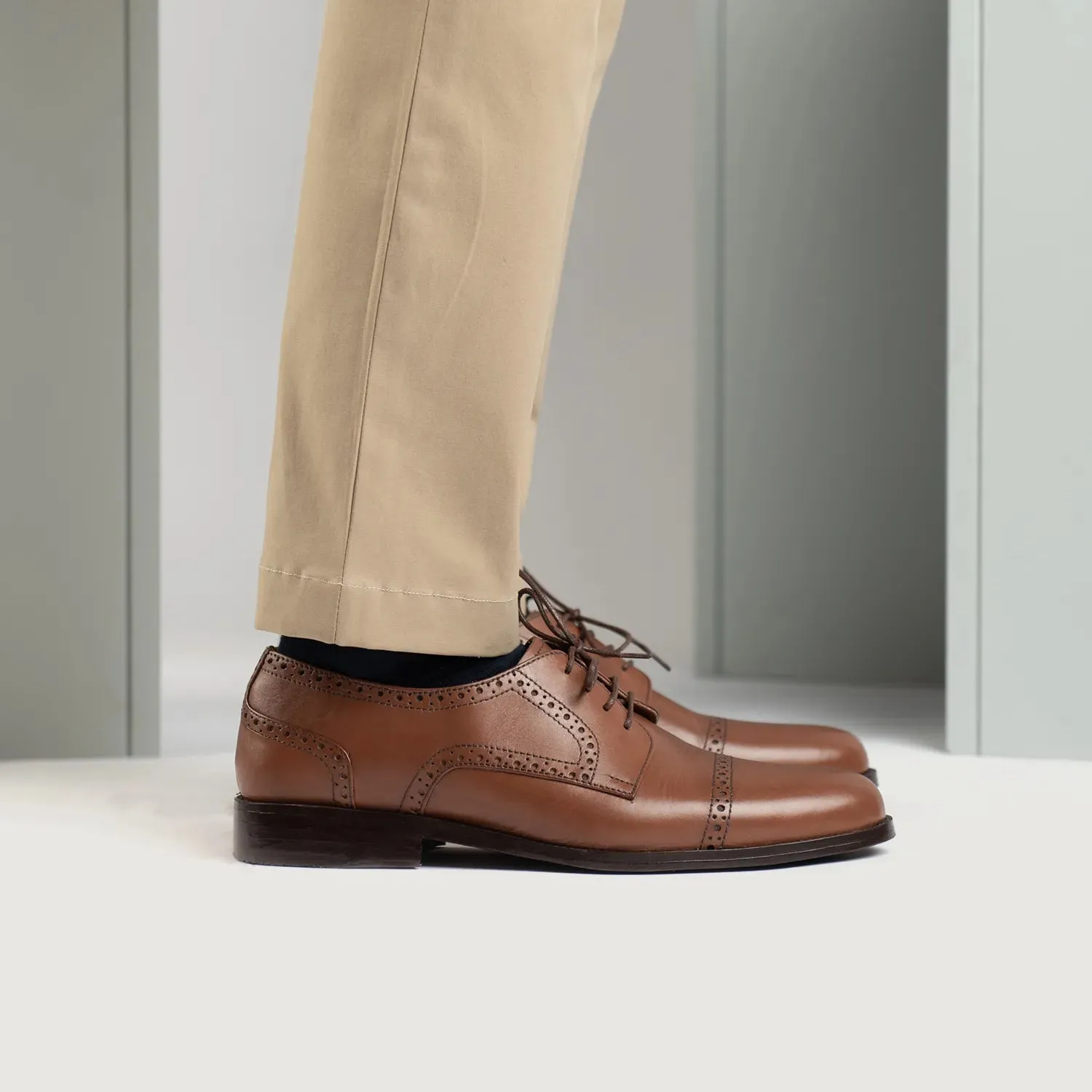 Dirk Brogues Derby Tan Leather Shoes