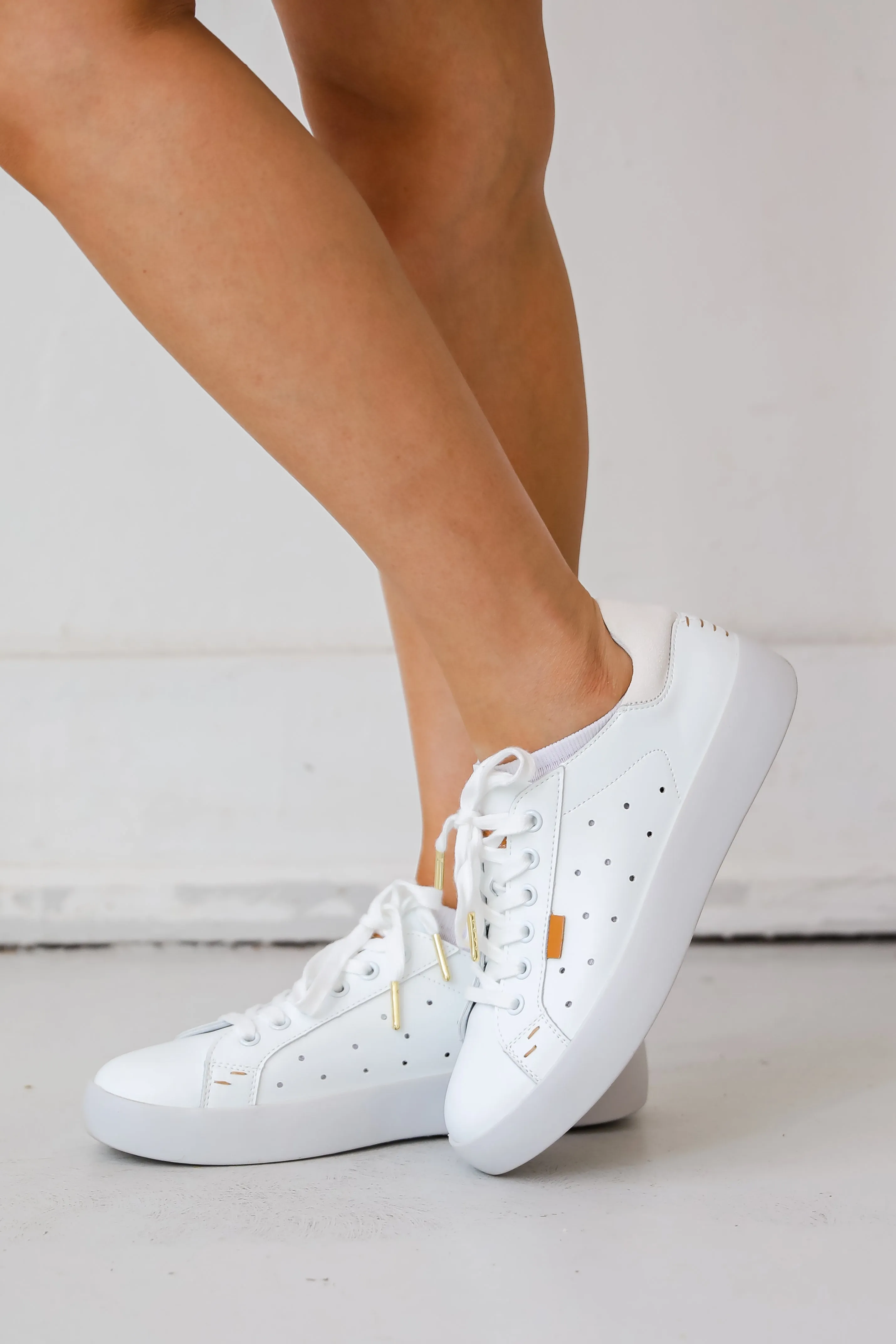 FINAL SALE - Walk With Confidence White Sneakers