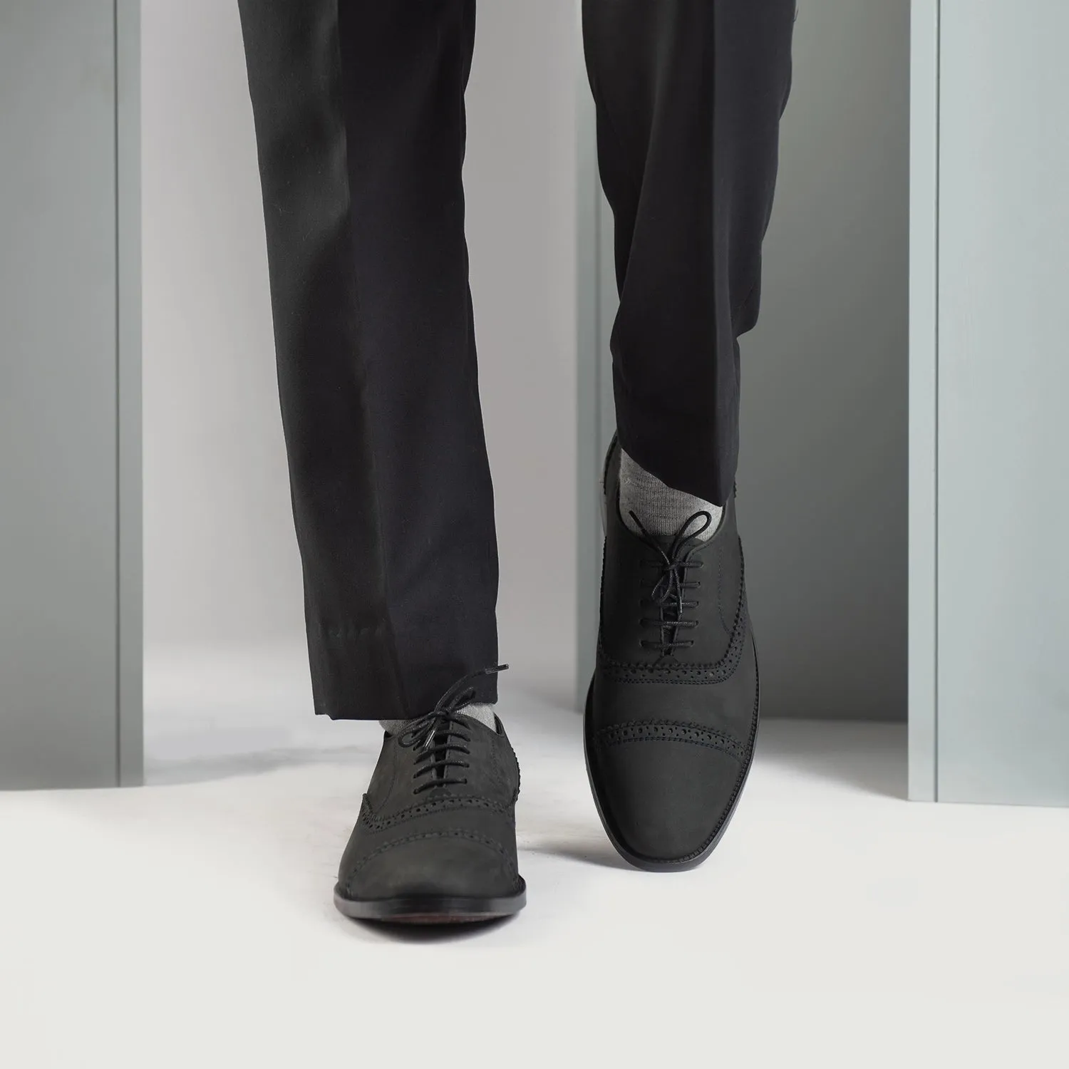 Greyson Brogues Oxford Black Nubuck Leather Shoes