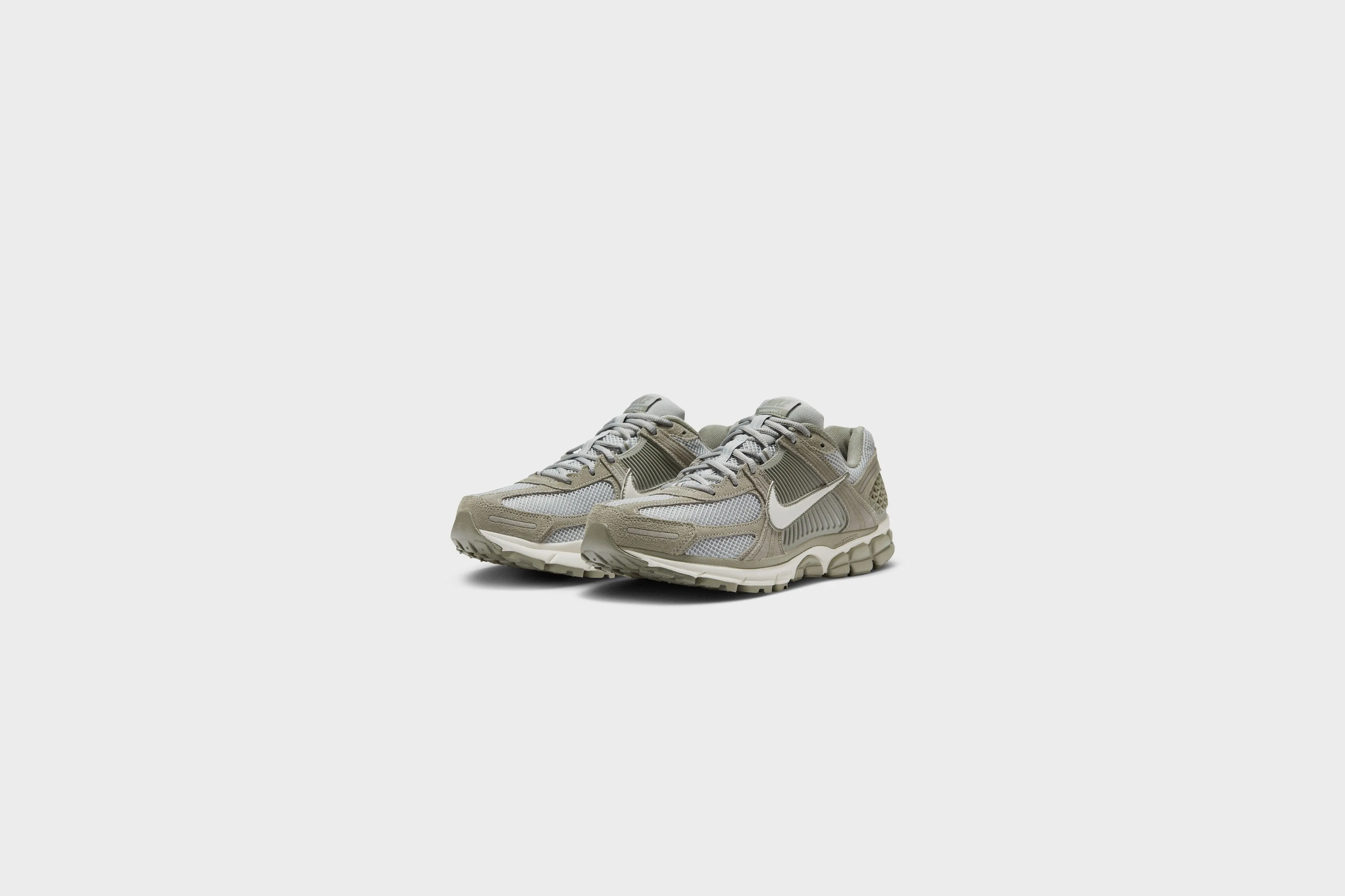 Nike Zoom Vomero 5 (Dark Stucco/Phantom)