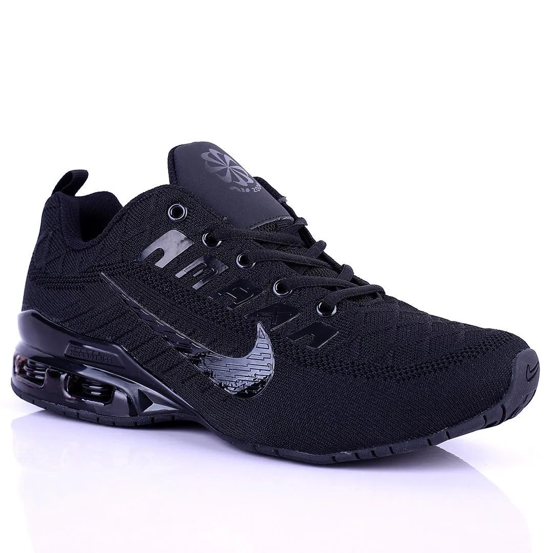 NK Joy Ride Zoom All Black Sneaker