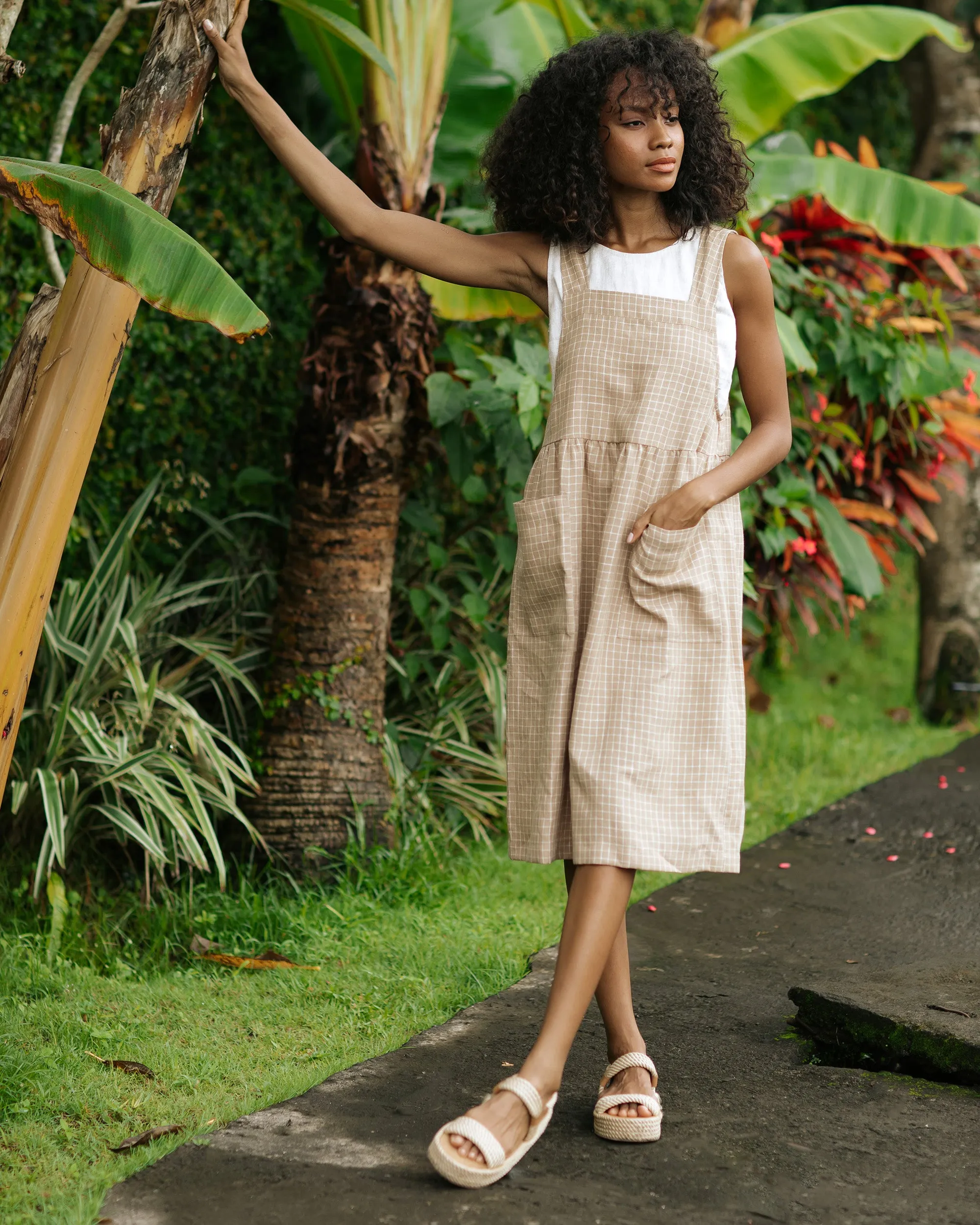 Pinafore linen dress ROATAN in Brown windowpane