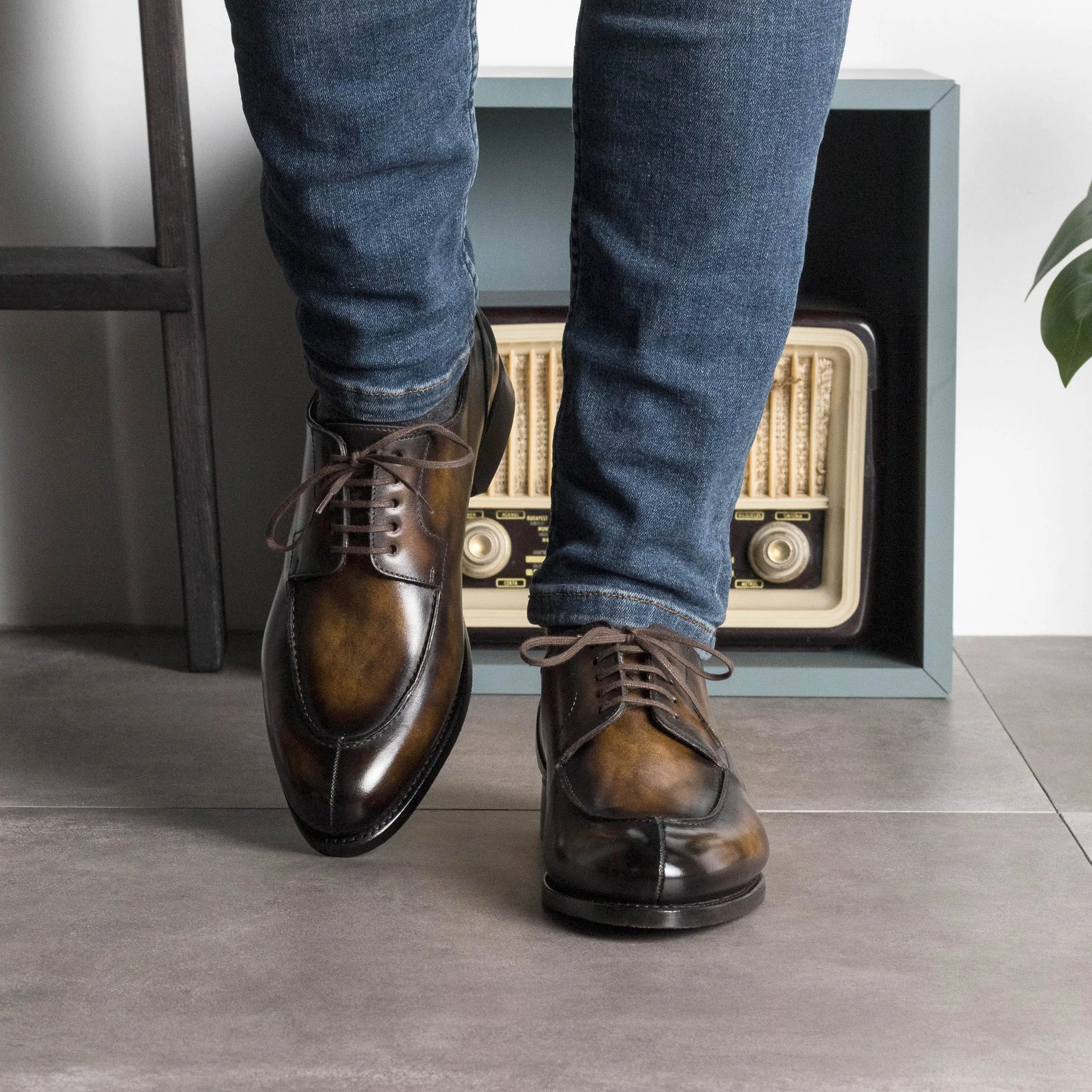 Tobacco Patina Split Toe Derby Shoes