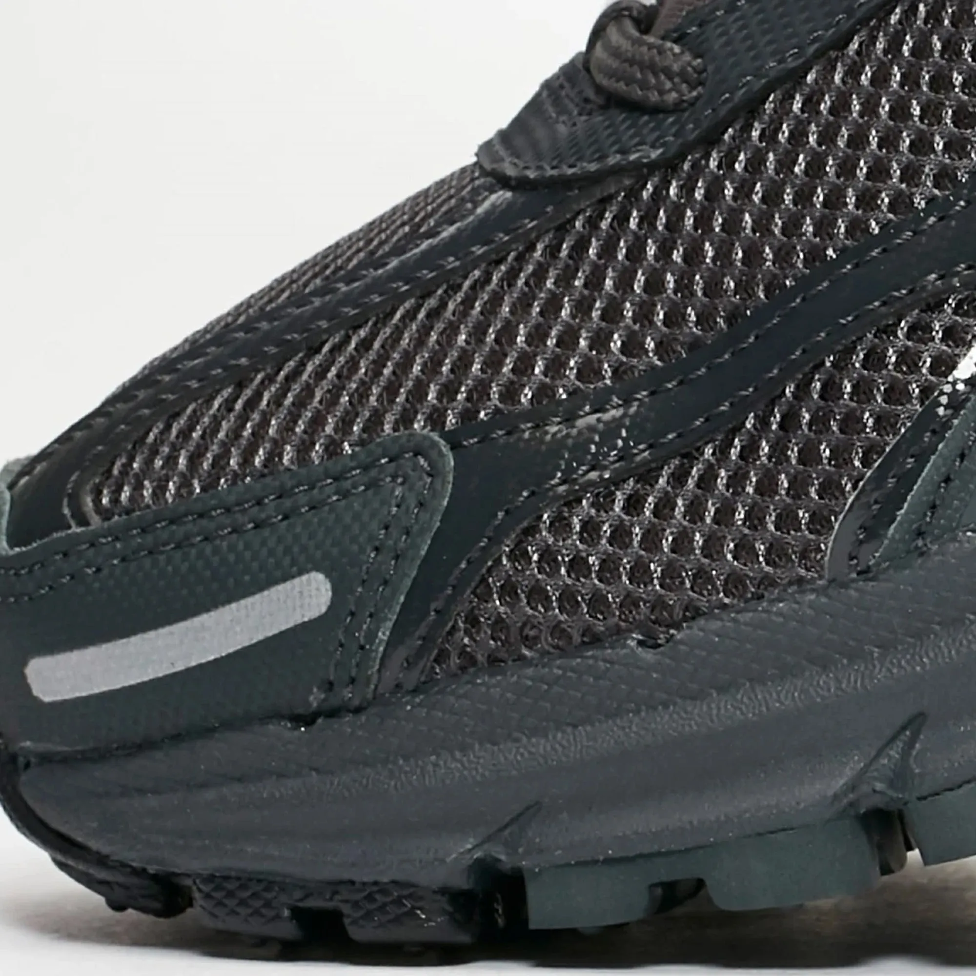 ZOOM VOMERO 5 SP 'ANTHRACITE/ANTHRACITE-BLACK-WOLF GREY'